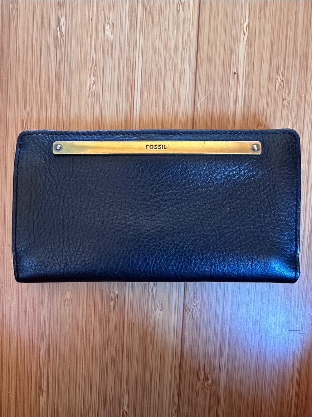 Fossil Black Leather Card Holder with Gold Accent Bar Classic Polished